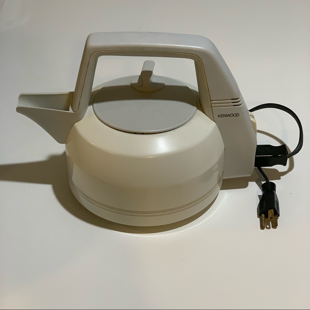 Kenwood SK 150 Electric Kettle 1.8 qts in Cream